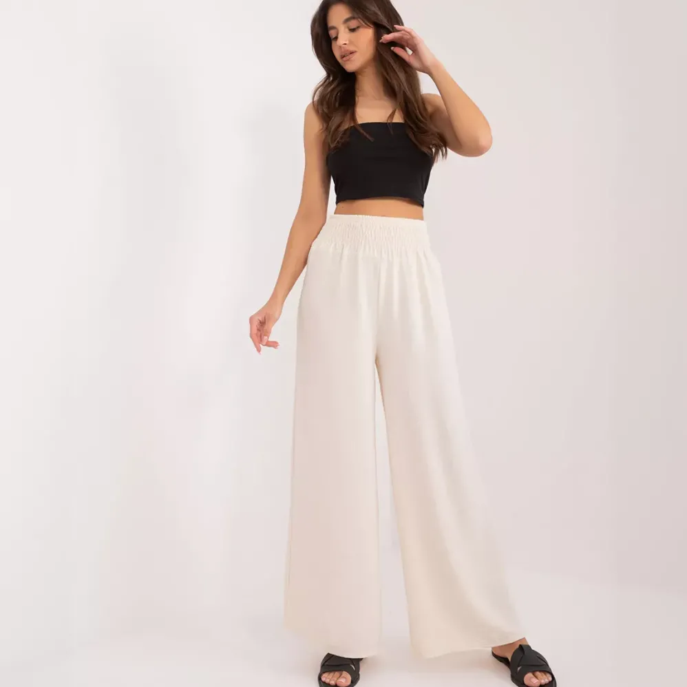 Adela Dayanara housut cream