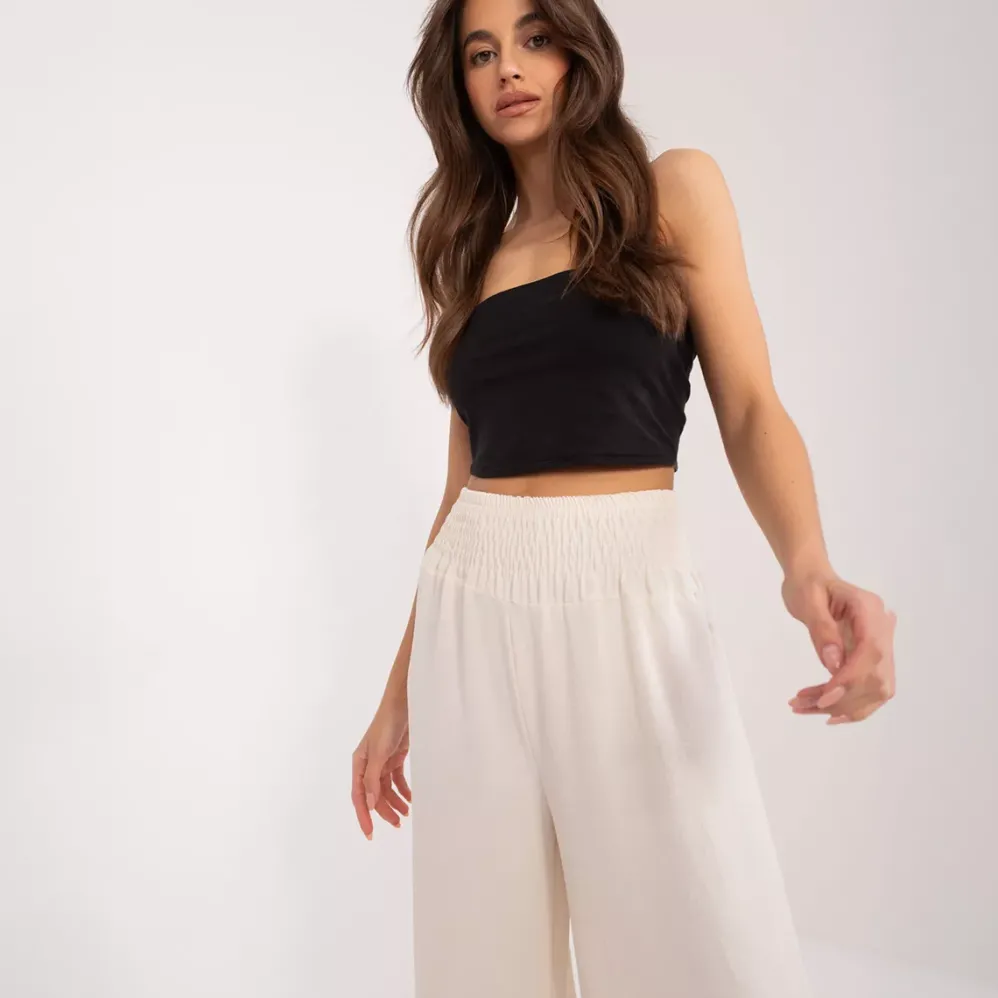 Adela Dayanara housut cream