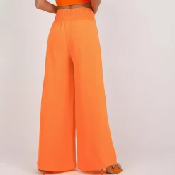 Adela Dayanara housut oranssi