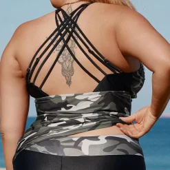 Aiya maastokuvioinen uimatoppi ja housut
