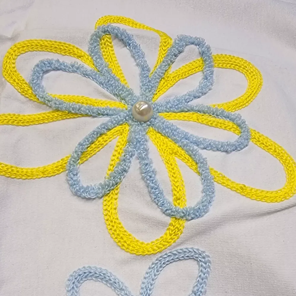 Basic Fiore t-paita valkoinen