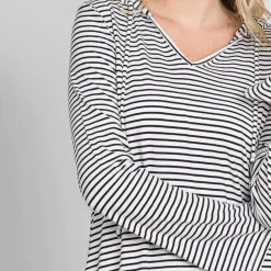 Culture Code Londyn raidallinen trikoomekko valkoinen