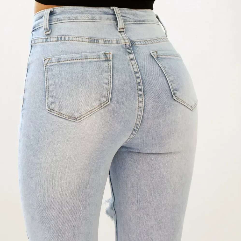 Daysie Bootcut revityt farkut vaaleansininen