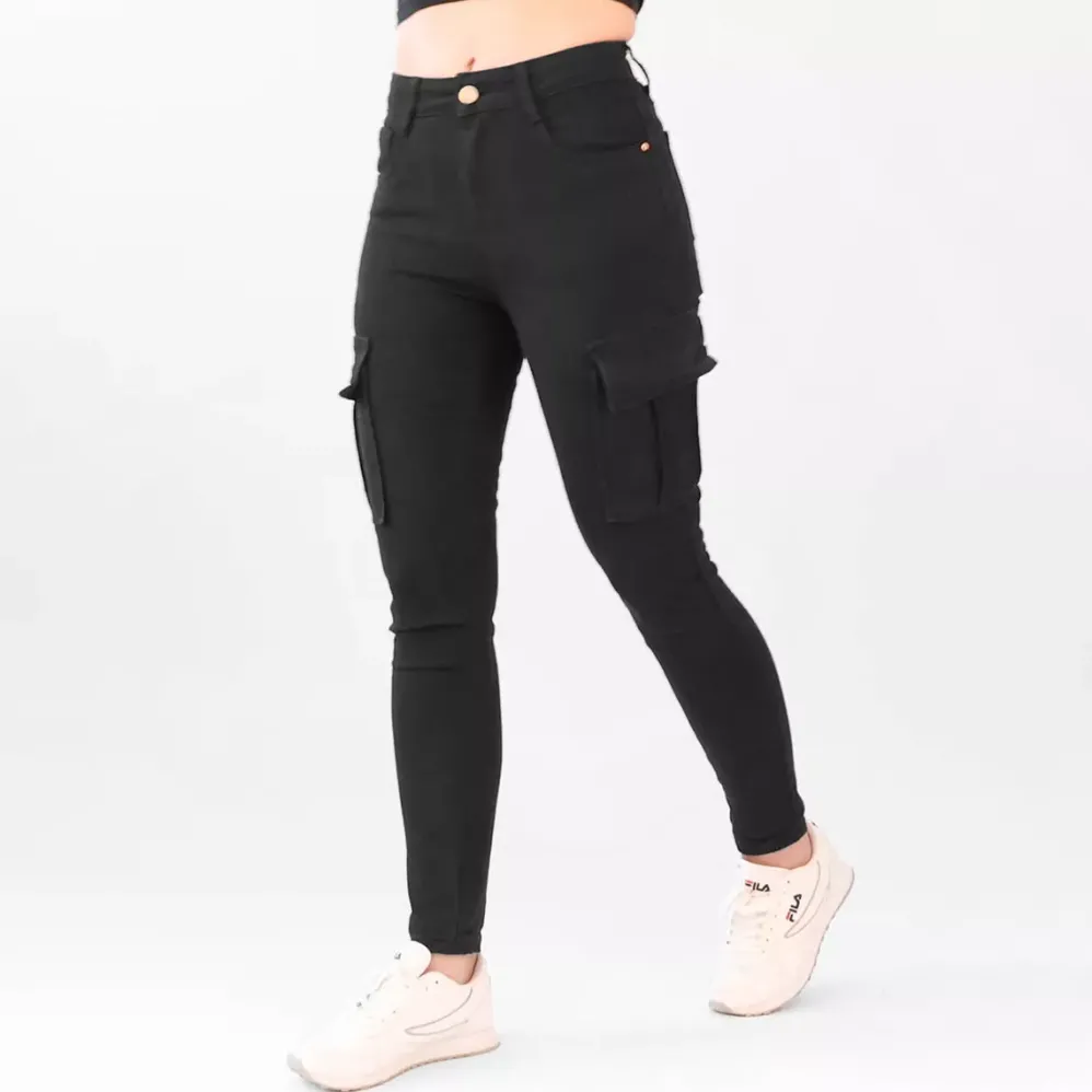 Foly Rose Cargo stretchfarkut musta