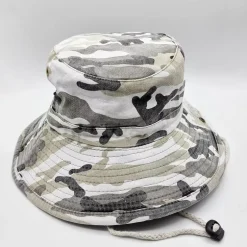 Kalastajanhattu kaulalenkillä snow camo