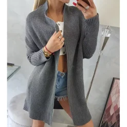 Kesi Anu neuletakki tummanharmaa