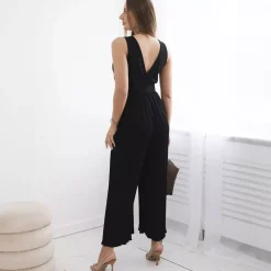 Kesi Camilla jumpsuit vyöllä musta