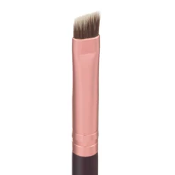 LONDON copyright Eyeliner/kulma-sivellin harjalla