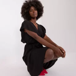 YS Fashion Laurelle mekko vyöllä musta